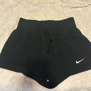 Nike shorts size small